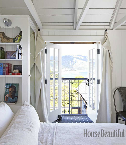 white-bedroom-juliet-balcony-0712-dempster21-xl