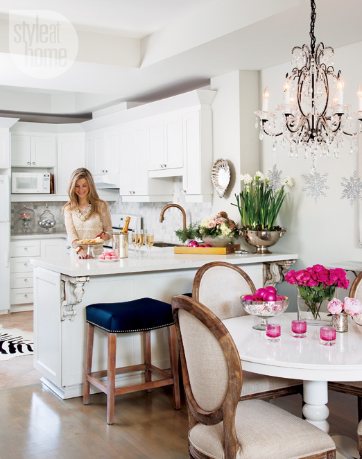 interior-elegant-pink-kitchen